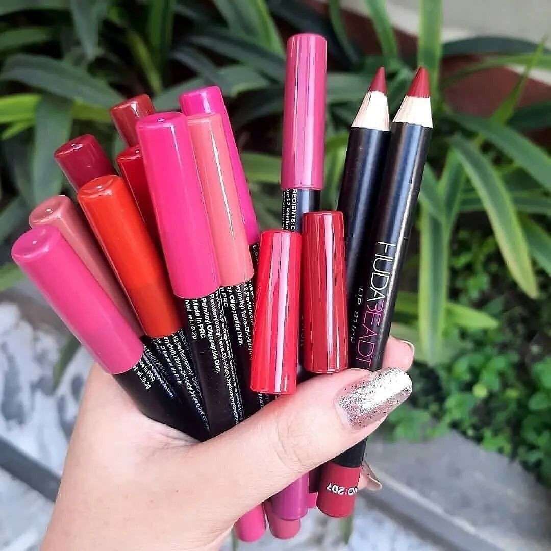 Huda Beauty -  Jumbo Matte Lip Liners (Pack of 12) - Chic Flicks Store